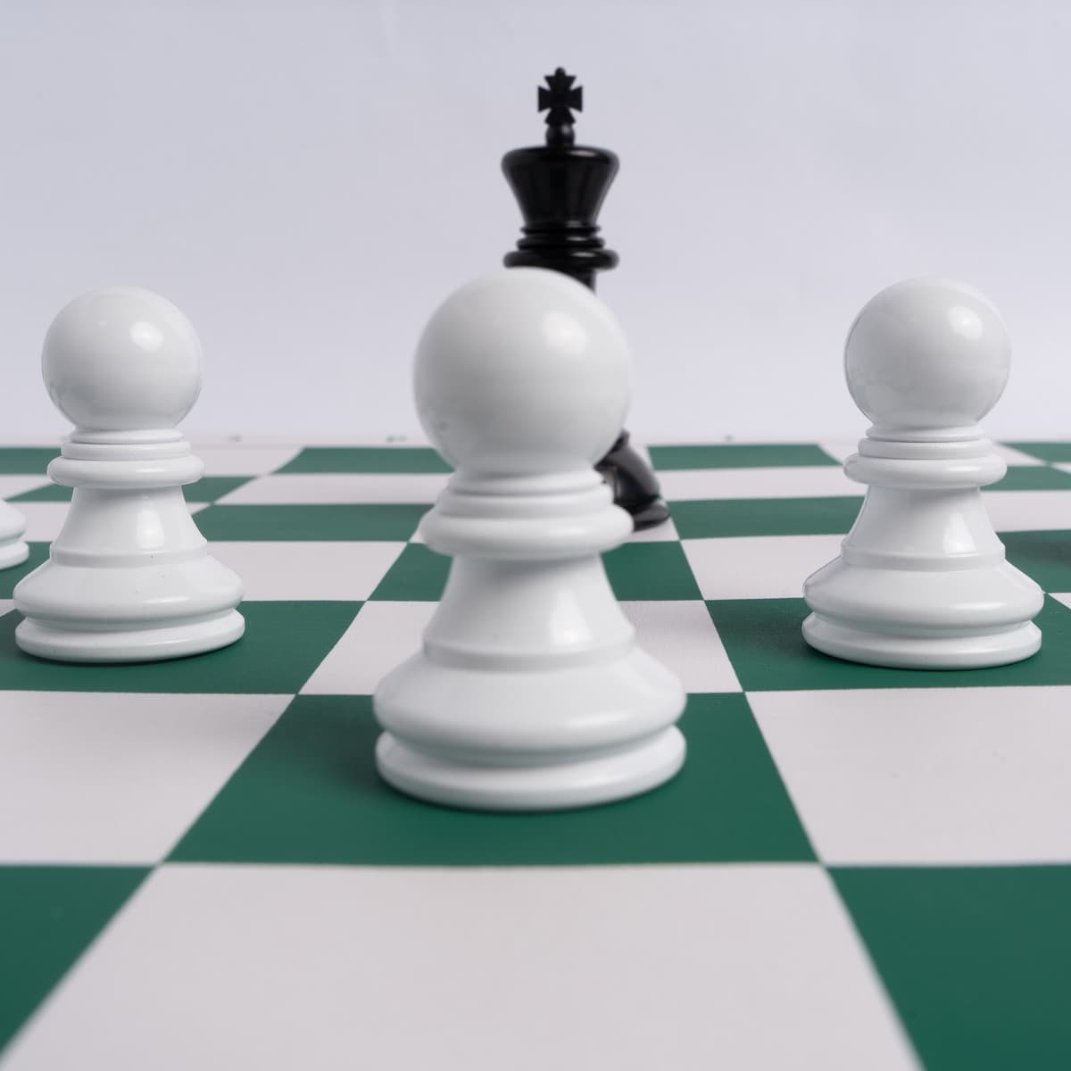 Set de Ajedrez Profesional Magnus Negro con Blanco